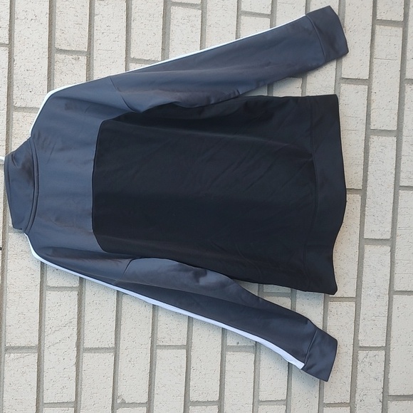 Gray Jacket* - Picture 8 of 9